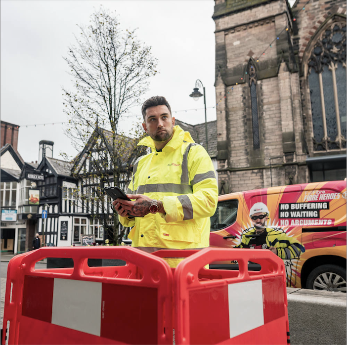 Image of full fibre engineer